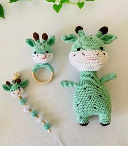 Açık Yeşil Zürafa Üçlü Set Amigurumi
