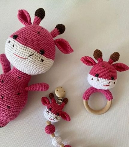 Bordo Zürafa Üçlü Set Amigurumi