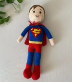 El Örgüsü Superman Figürlü Amigurumi Bebek