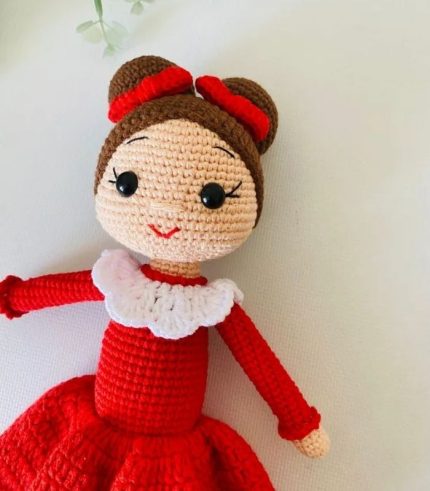 Kırmızı Şirin Bebek Amigurumi Oyuncak