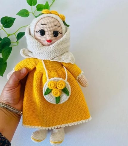 Sarı Aden Tesettürlü Bebek Amigurumi